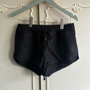 Aritzia Community Linen Shorts